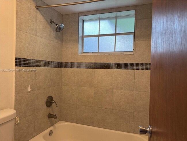 Building Photo - 8556 SW 210th Terrace