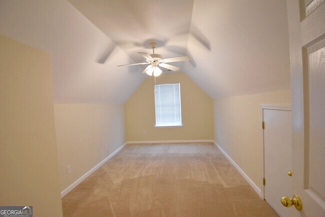 Building Photo - 208 Turnbridge Cir