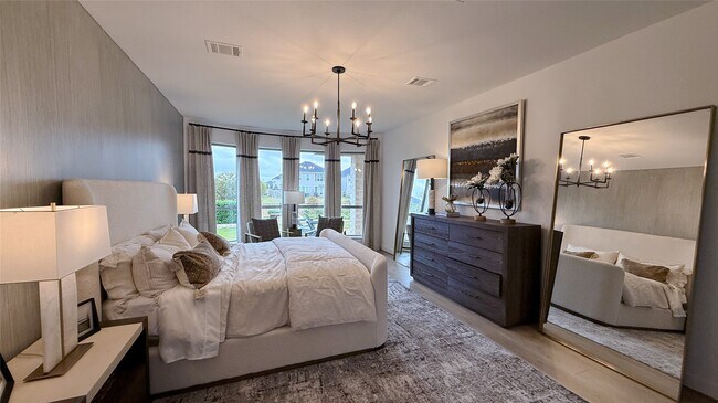 Building Photo - 5603 Logan Ridge Ln