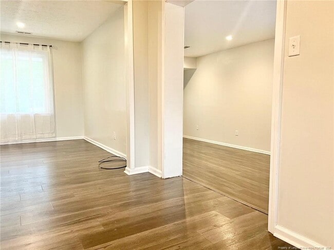 Building Photo - 965 Kaywood Dr
