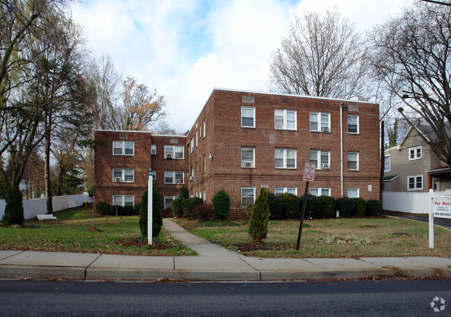 Building Photo - Bunker Hill Apartments