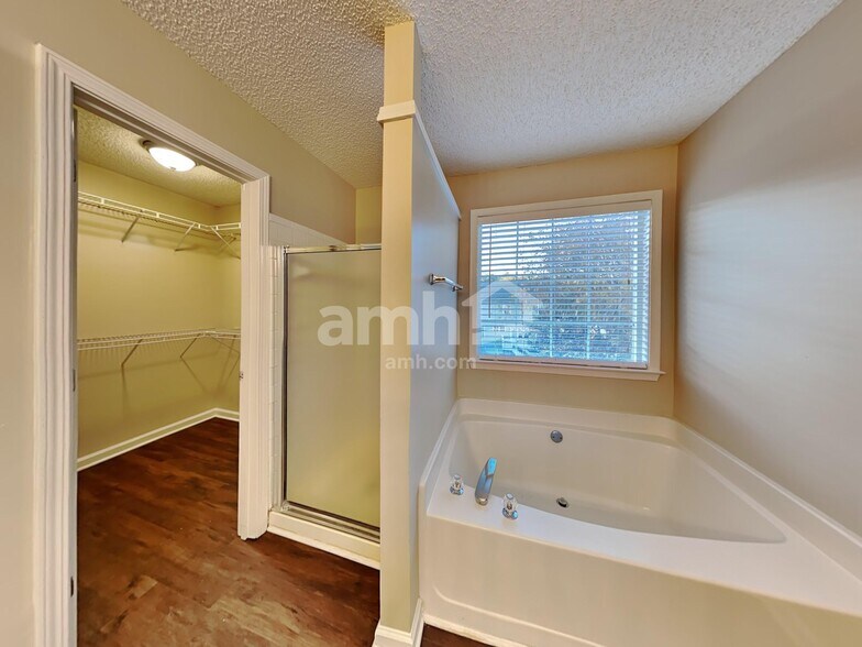 Building Photo - 2237 Tallapoosa Dr