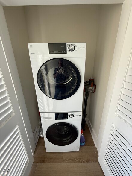 Washer and Dryer included - 6300 Flotilla Dr