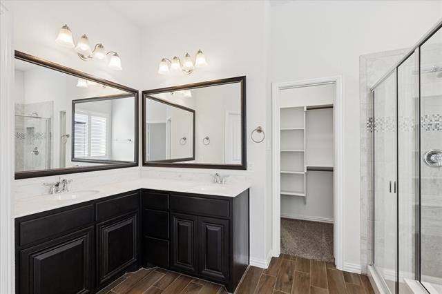 Building Photo - 5805 Canyon Oaks Ln