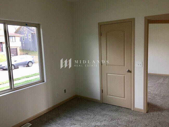 Building Photo - New Rambleridge Ranch