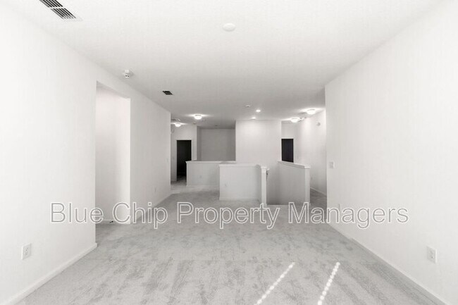 Building Photo - 211 Ballo Dr