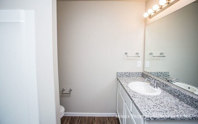 Building Photo - 2113 N. Ave. L-