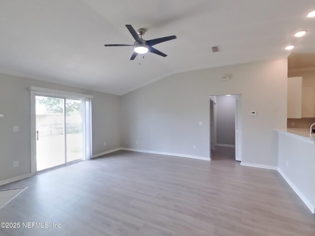 Building Photo - 3208 Ginny Lake Dr