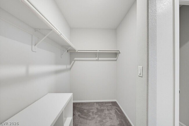 Building Photo - 10661 Sariah Skye Ave