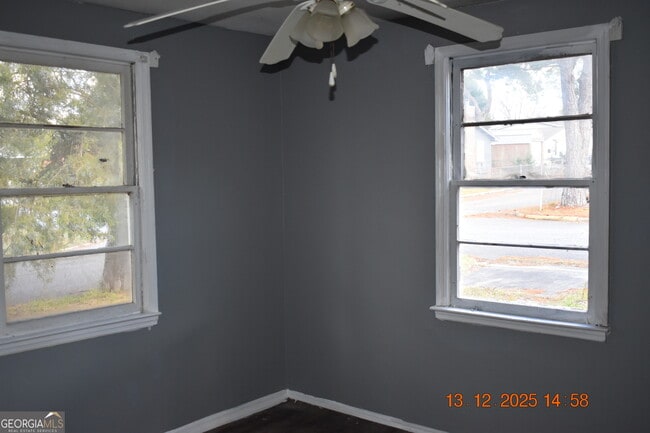 Building Photo - 803 Grosso Ave