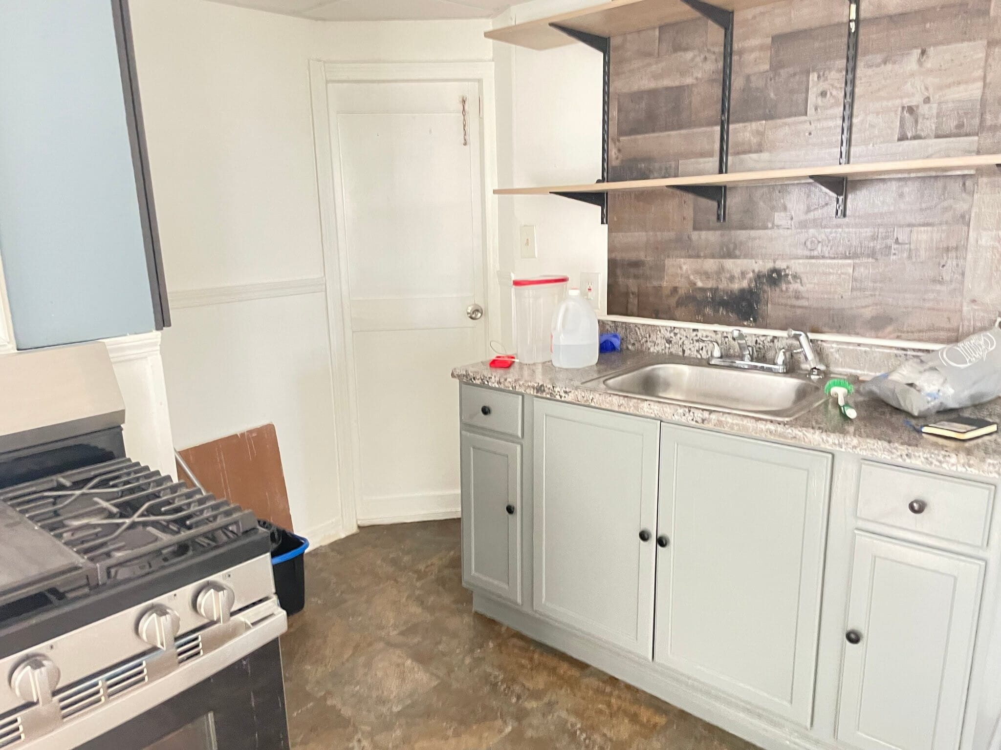 Building Photo - 99 Beach St