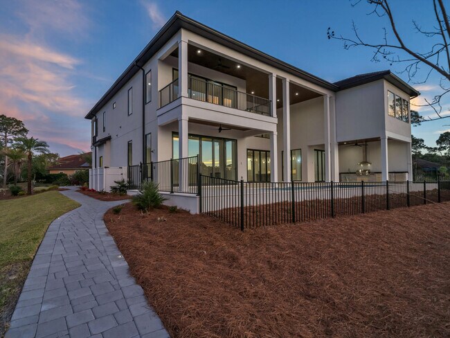 Building Photo - 330 Kelly Plantation Dr