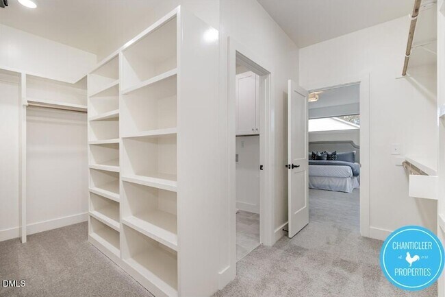 Building Photo - 2307 Broad St