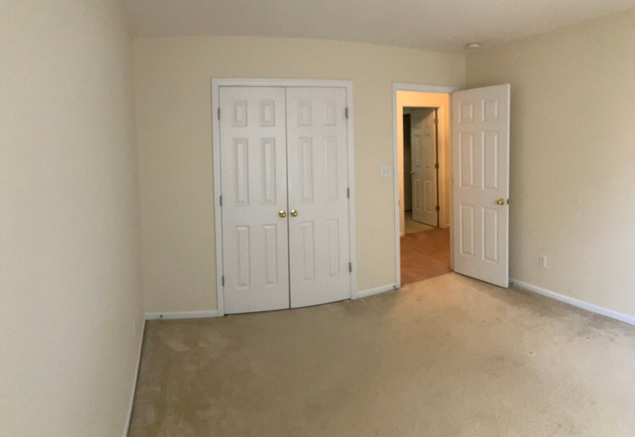 Bedroom 2 - 3202 Pine Pointe St