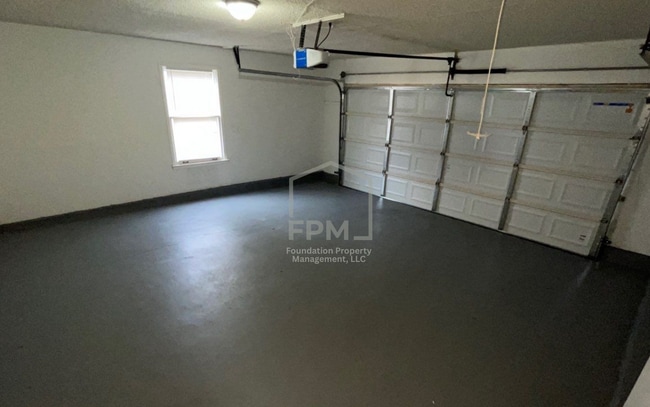 Building Photo - 7089 Cobblestone Dr