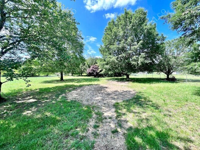 Building Photo - 5111 Hampton Meadows Rd