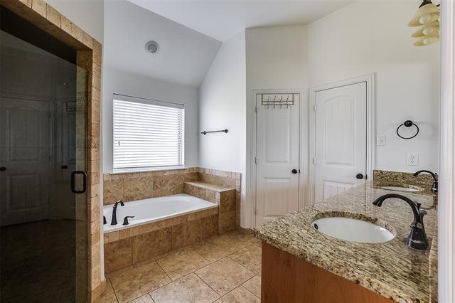 Building Photo - 112 Whitetail Dr