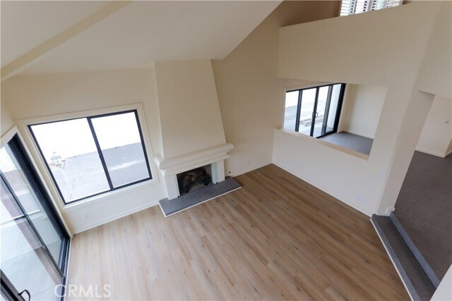 Building Photo - 11 Terraza