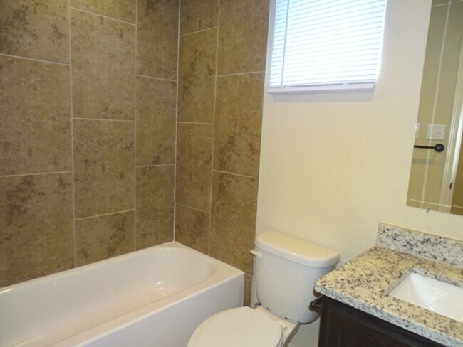 Building Photo - 13911 Annas Way #101, San Antonio, TX. 78233