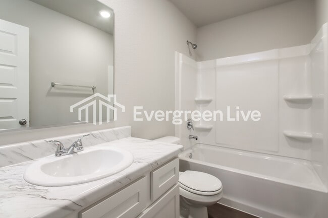 Building Photo - 2107 S Lakin Ln