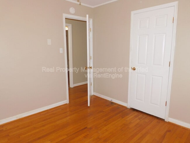 Building Photo - 3445 Huffine Mill Rd