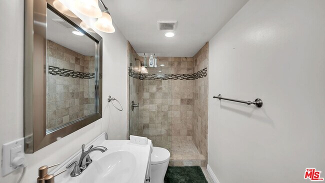 Building Photo - 22736 Cavalier St