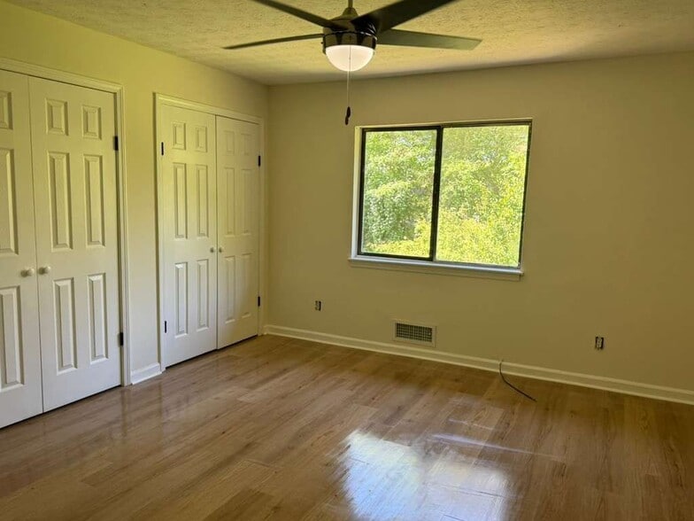 Building Photo - 2644 Fieldstone View Ln SE