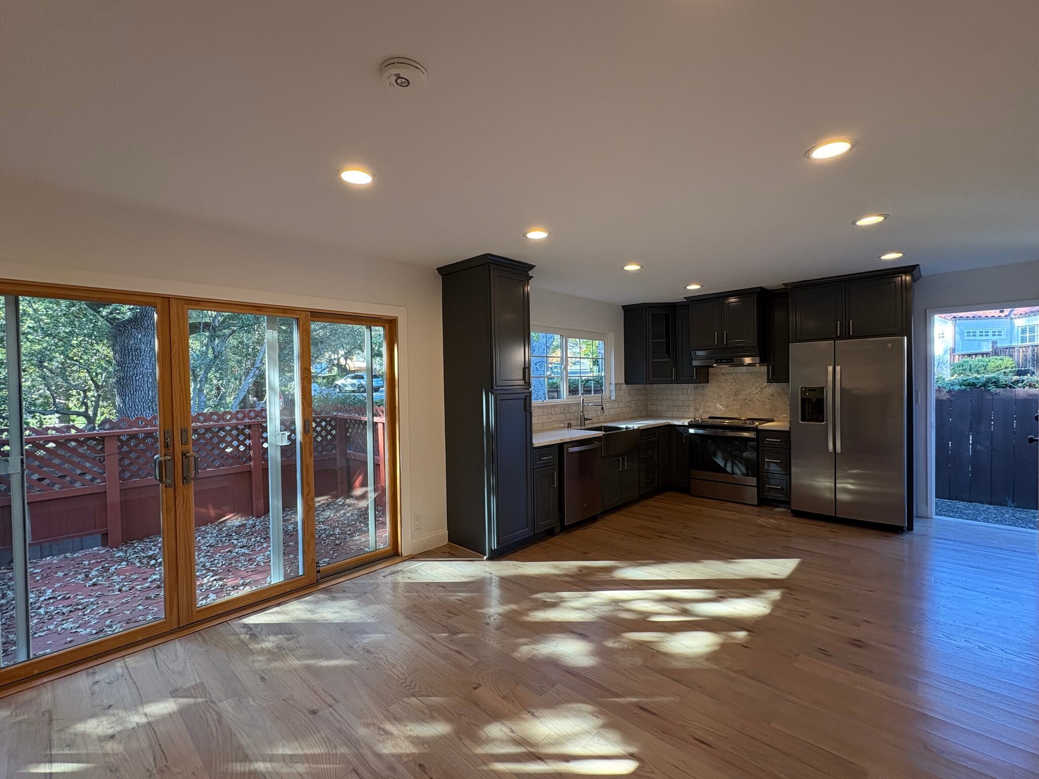 Building Photo - 14400 Springer Ave