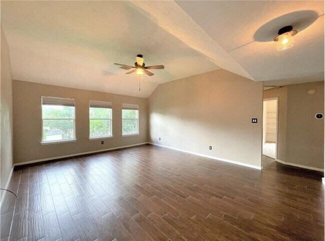 Building Photo - 16407 Stone Prairie Dr