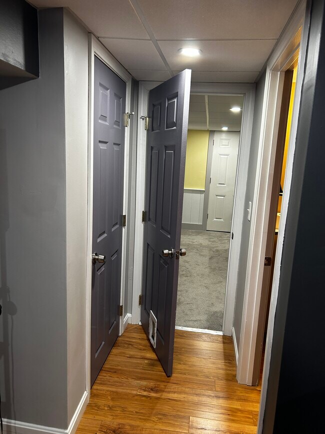 Building Photo - 195 Melendy Rd