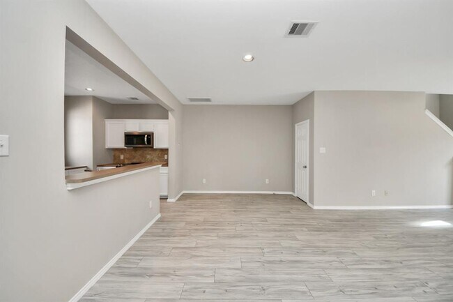 Building Photo - 1818 Wheeler Ave