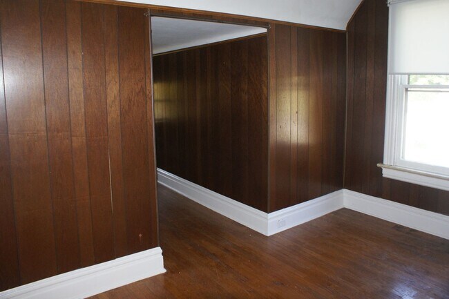 Building Photo - 2646 Terrace Ln