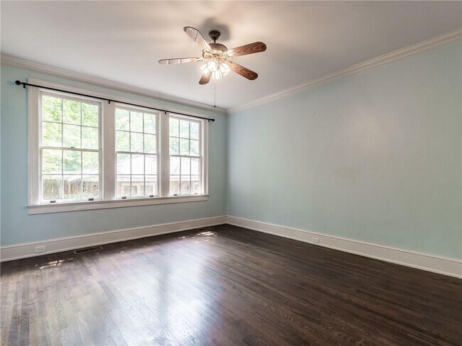 Building Photo - 1681 E Clifton Rd NE