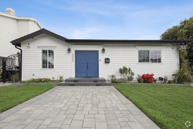 Building Photo - 5040 Varna Ave