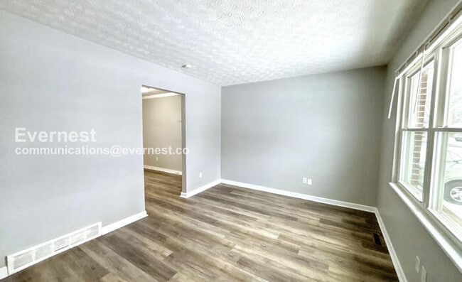 Building Photo - 3415 Bremen St