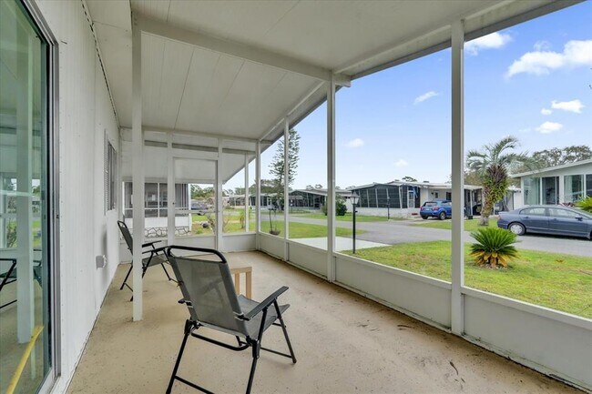Building Photo - 947 Marcy Dr