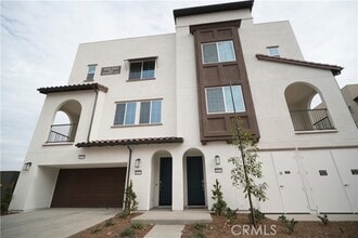 Building Photo - 16133 Spicebush Ln