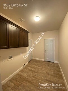 Building Photo - 3602 Eutopia St