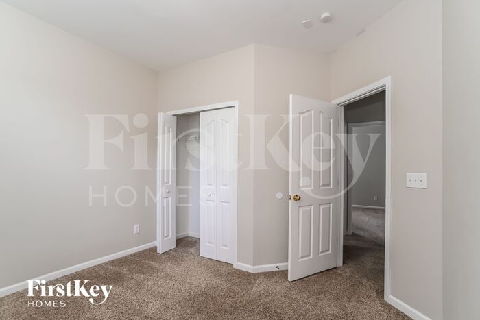 Building Photo - 4704 Sandtyn Dr