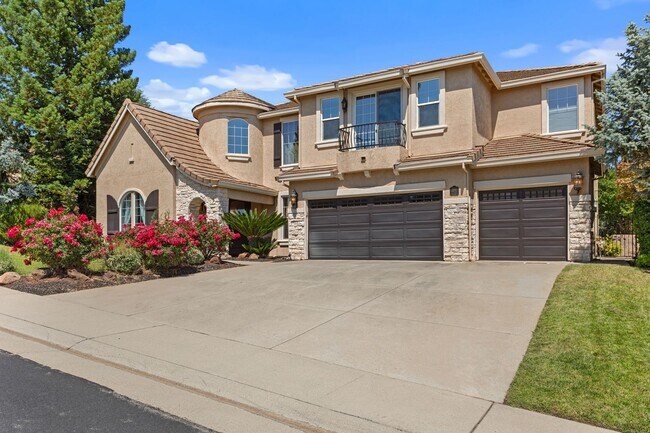 Building Photo - Beautiful Rocklin Home with a Pool!