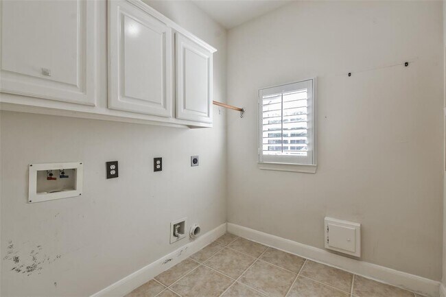 Building Photo - 12019 Arroyo Verde Ln