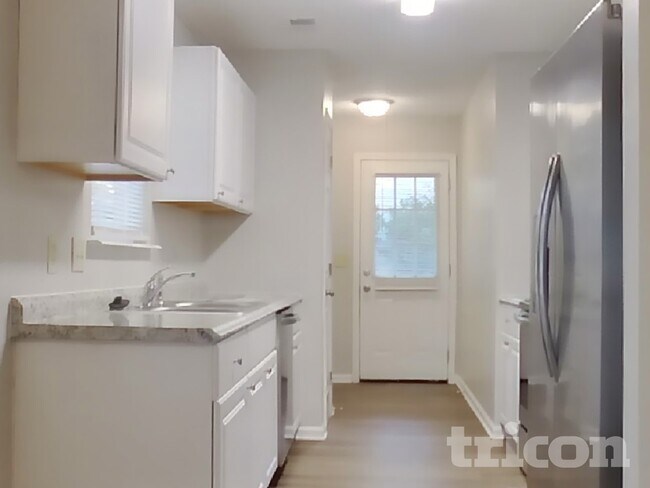 Building Photo - 14 Iron Spot Cir