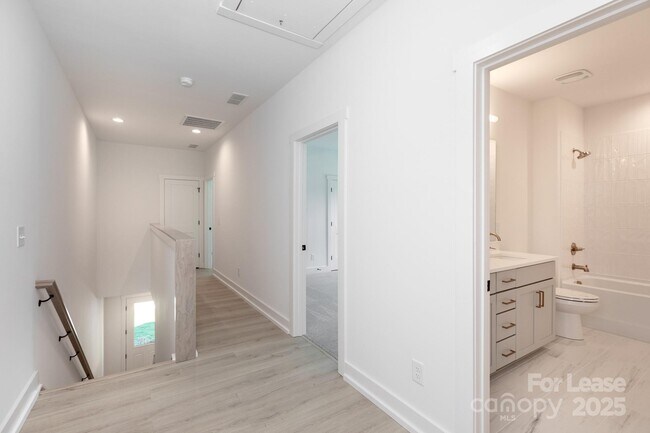 Building Photo - 505 Bowman Rd