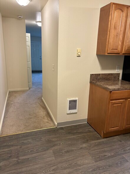 Building Photo - 1956 S G St