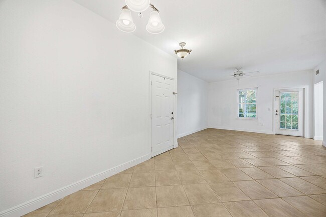 Building Photo - 23580 Walden Center Dr