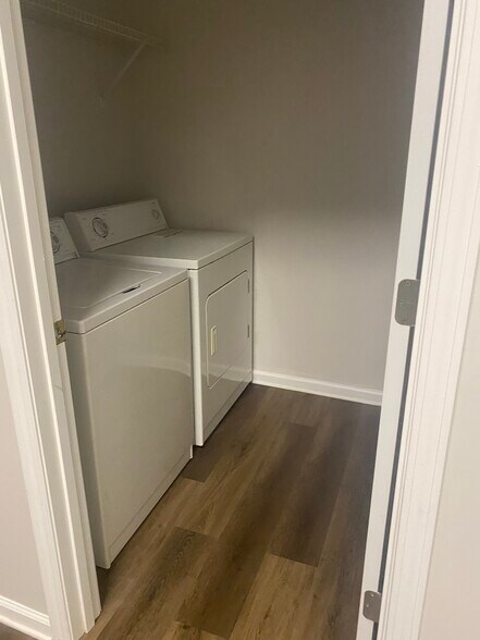 Washing Machines - 327 Lee Miller Dr