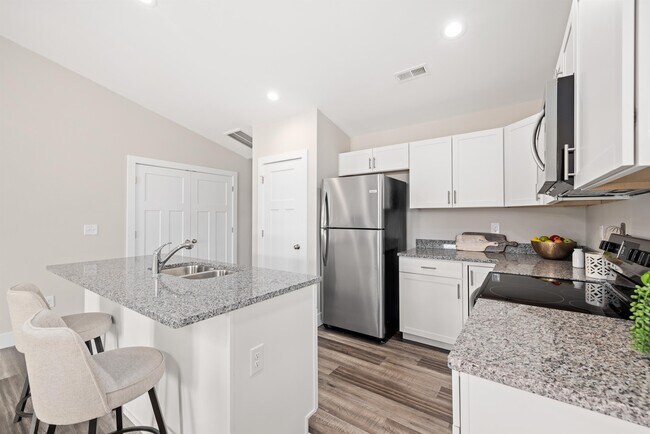 Building Photo - 1006 Kristal Wood Ln