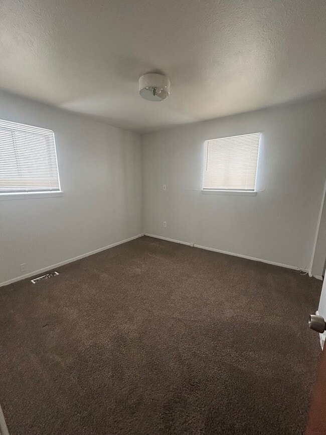 Building Photo - Charming 3-Bedroom Single Family Home – Your Perfect Space Awaits!