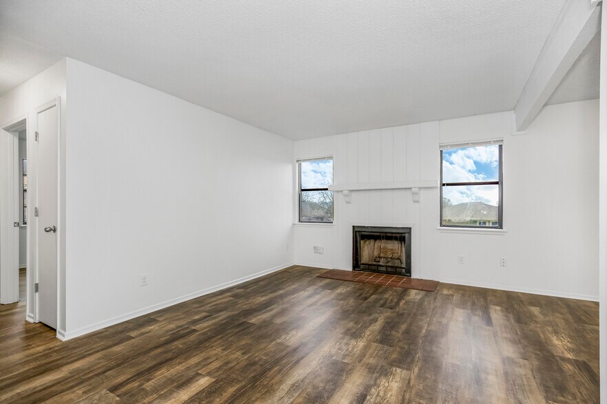 Building Photo - 3119 Eaton St