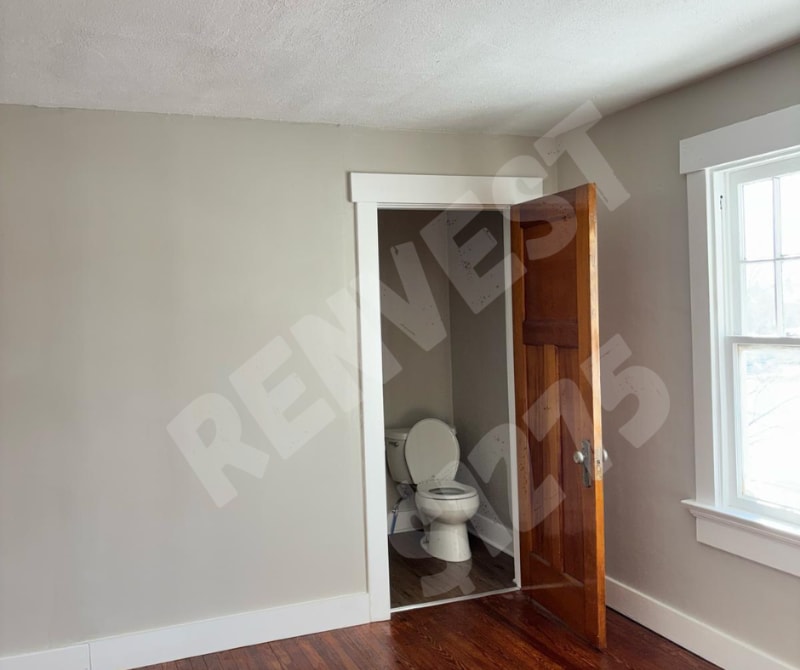 Building Photo - 2112 Ravenwood Ave